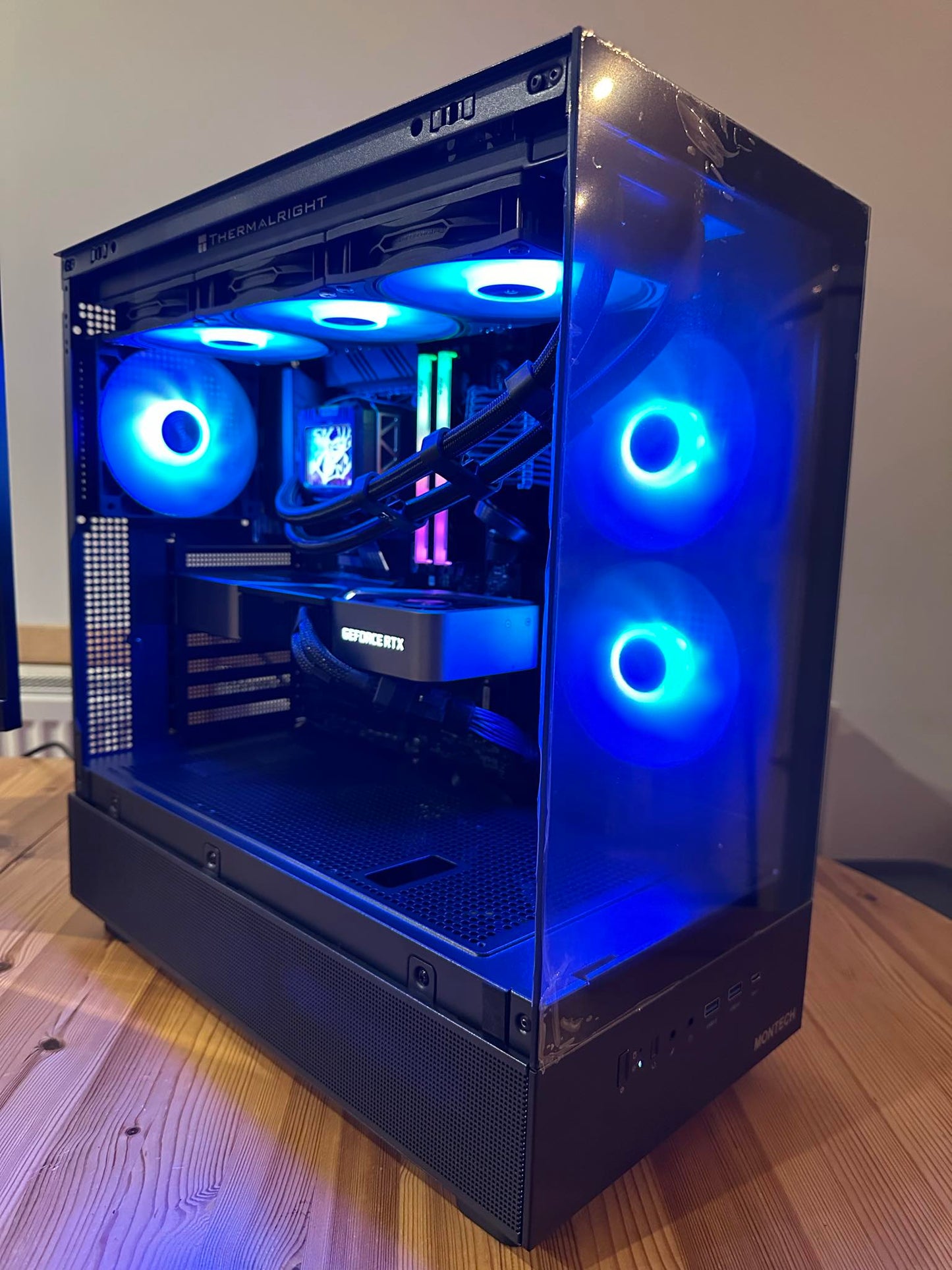 Gaming PC • i7-12700kf • RTX 3080 10GB • 32GB DDR4 • 1TB NVMe + Samsung G7 32" 2K\240Hz